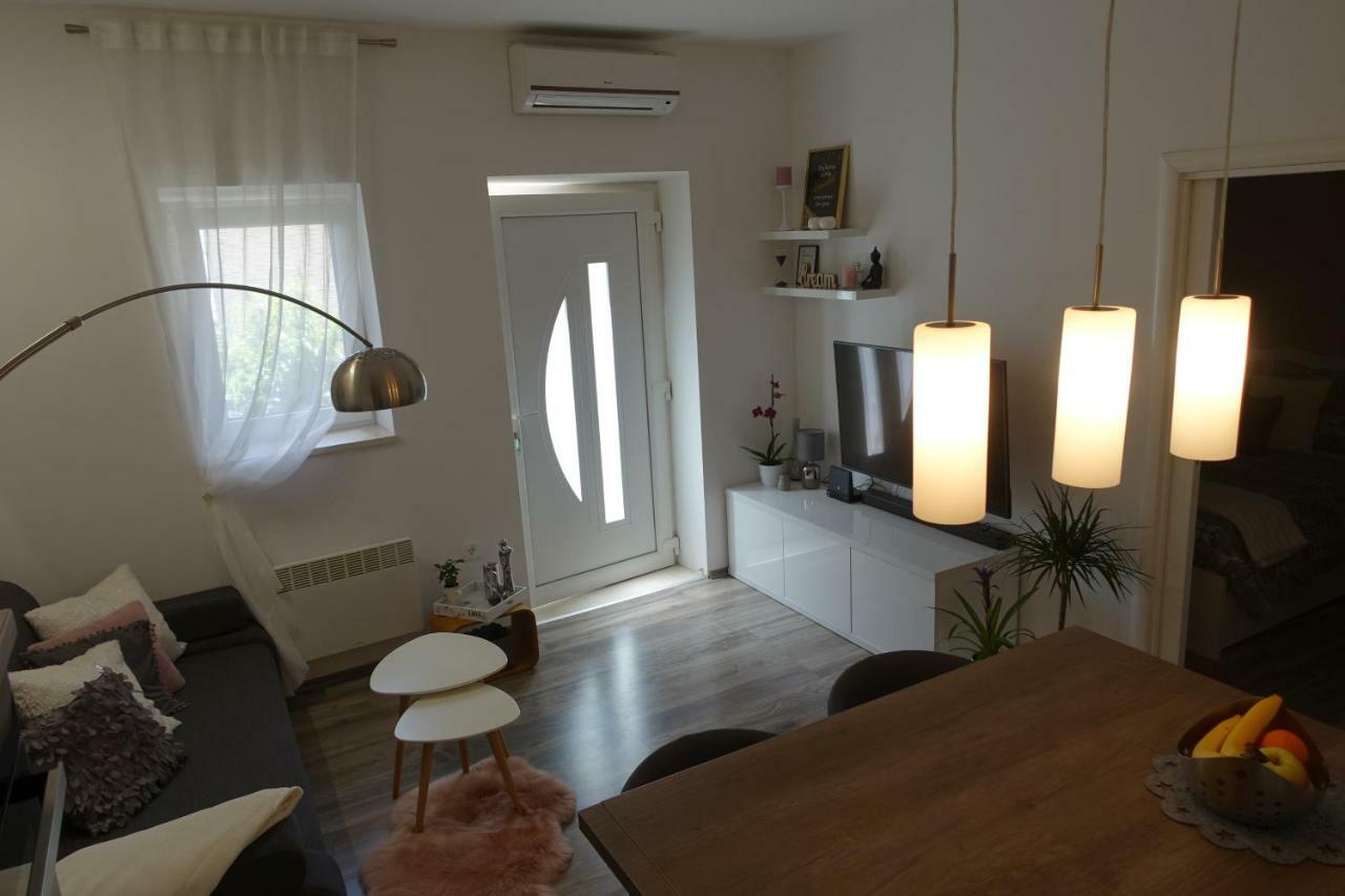 Apartman Maja Bol Exterior photo